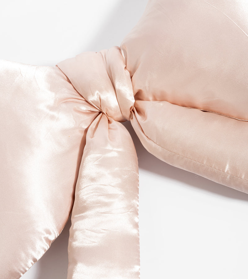 Coussin noeud XL en satin