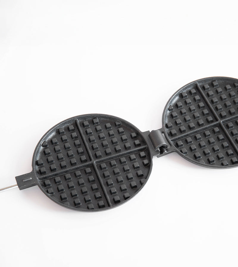 Una piastra per waffle barbecue