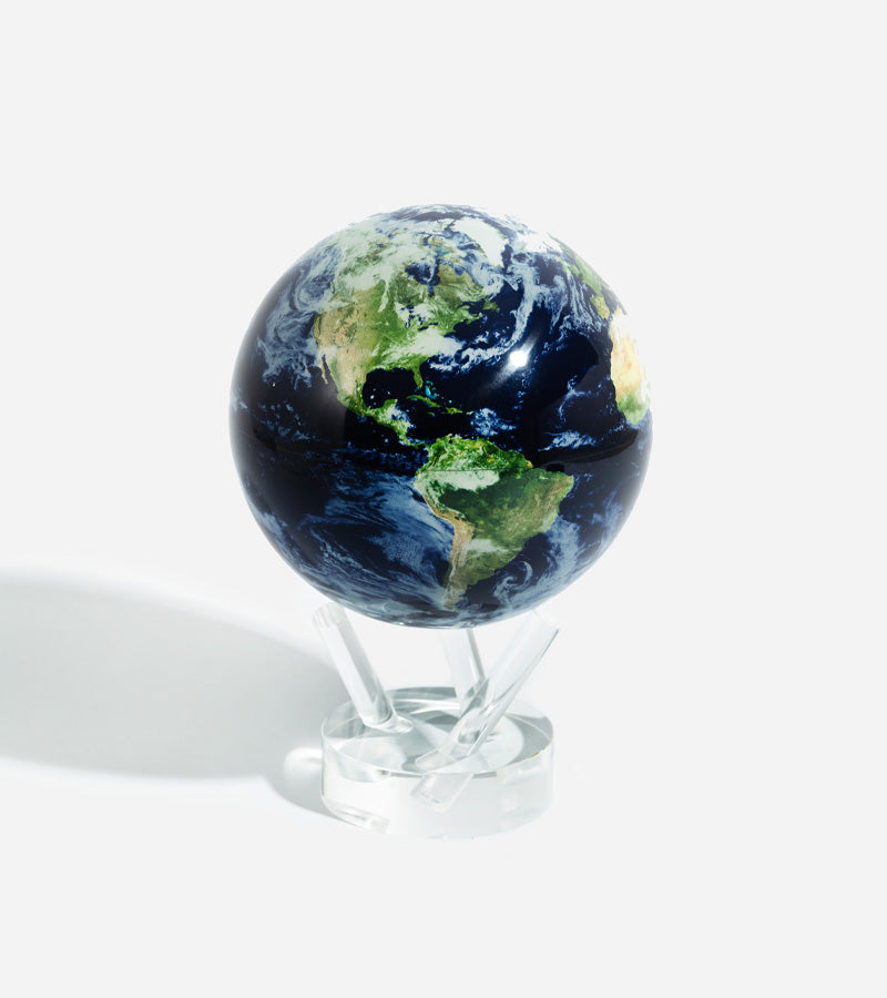 Globo terrestre con nuvole - Mova