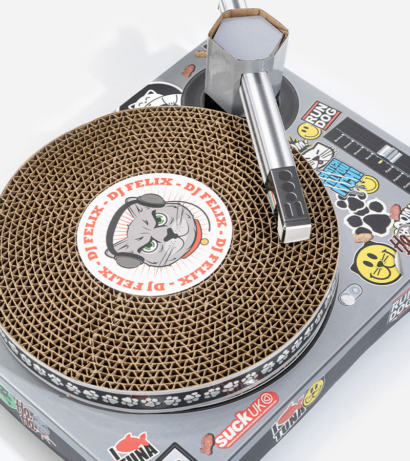 Tiragraffi per gatti con set da DJ