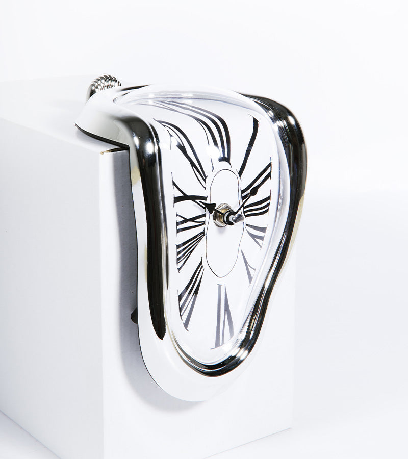Orologio fuso ispirato a Dalì