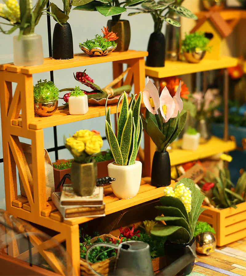 Kit fai da te per una casa in miniatura - La casa dei fiori di Cathy