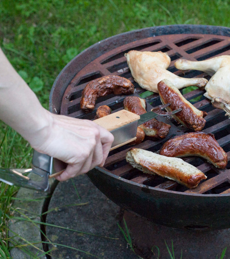 Ustensile pour barbecue 4 en 1 pliable