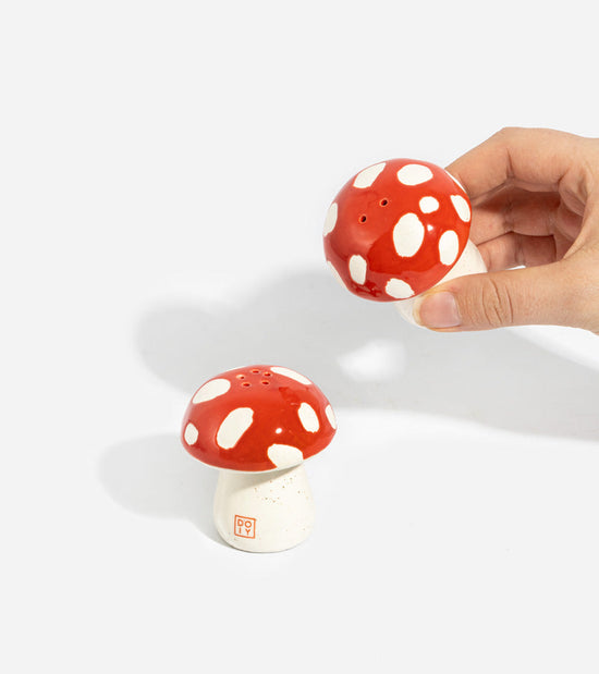 Saliera e pepiera ai funghi