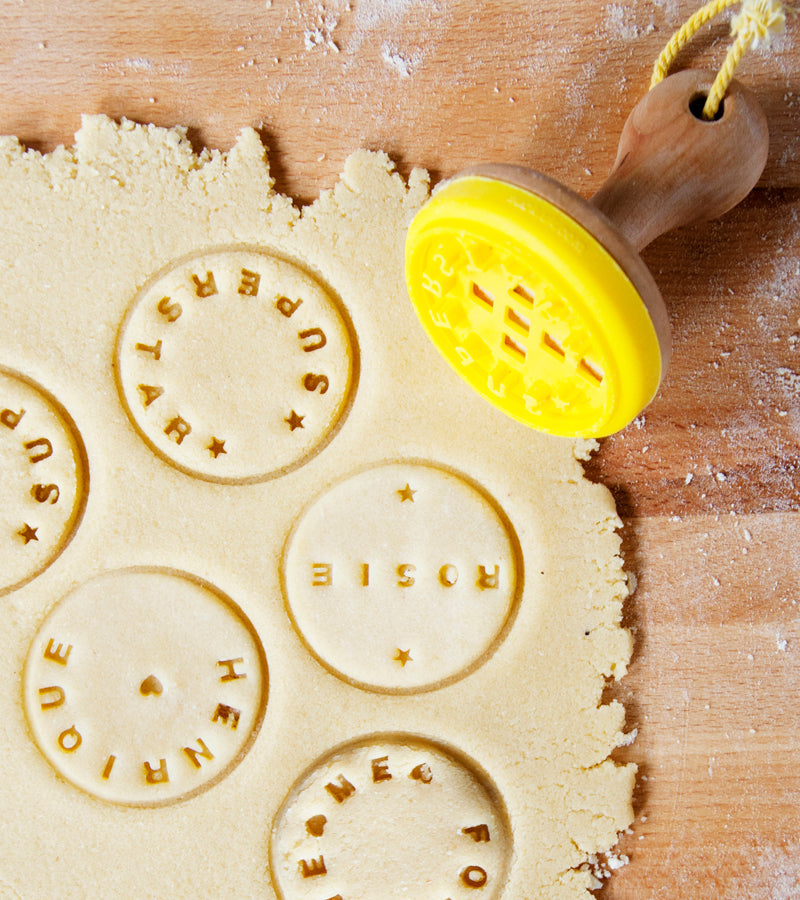 Timbro per biscotti con lettere intercambiabili