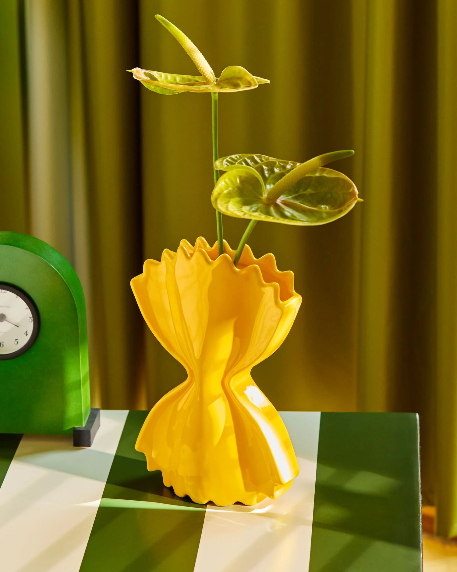 Vase Farfalle