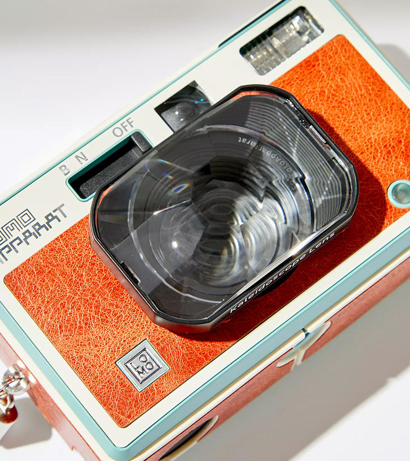Fotocamera a pellicola grandangolare LomoApparat