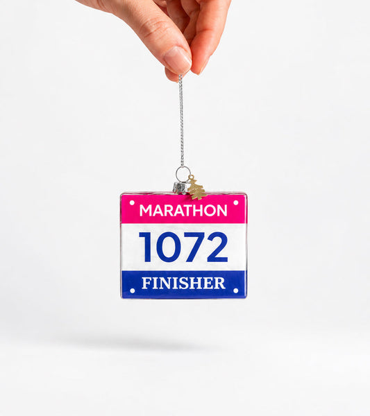 Pallina di Natale a forma di pettorale da maratona