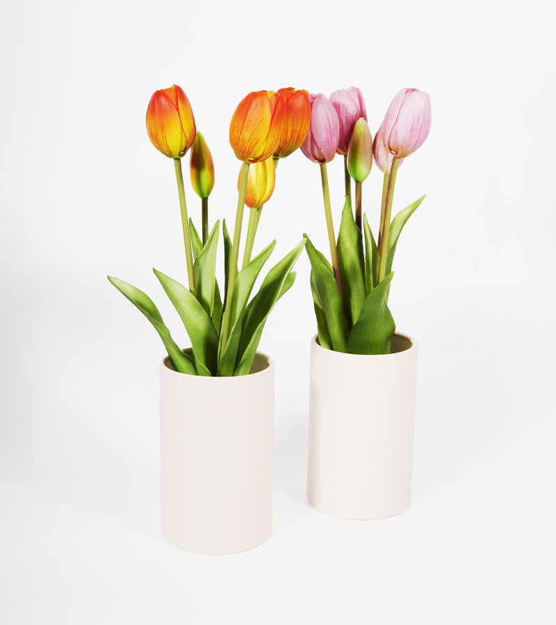 Bouquet realistico di tulipani