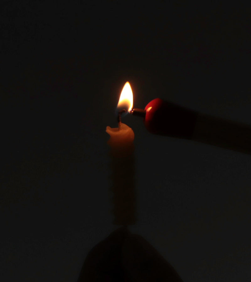 Accendino a forma di fiammifero