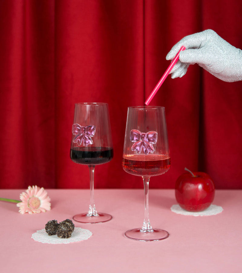 Coffret de deux verres à vin noeud