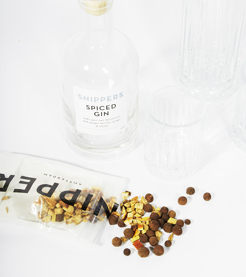 Coffret pour aromatiser ses spiritueux