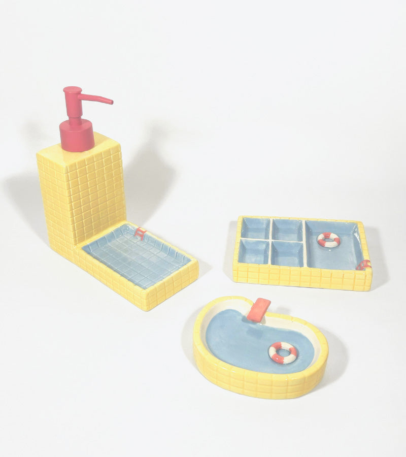 Distributore di sapone piscina