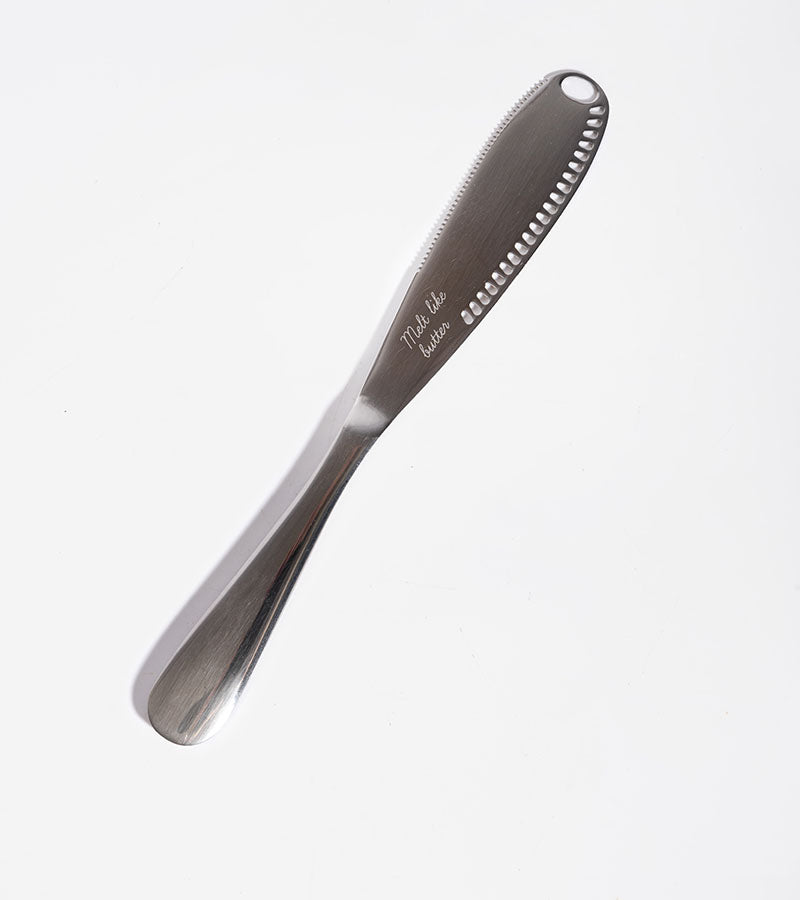 Couteau à beurre facile à tartiner  L'expressionist