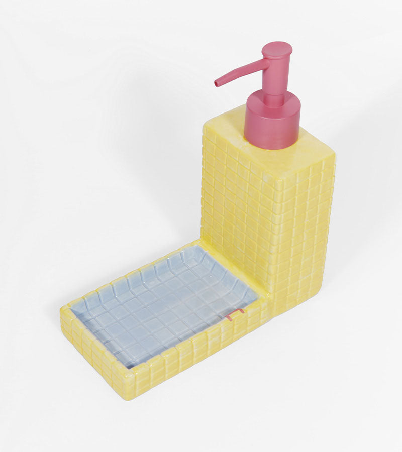 Distributore di sapone piscina