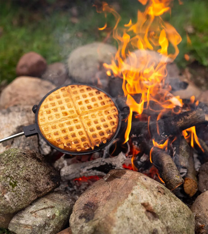 Una piastra per waffle barbecue