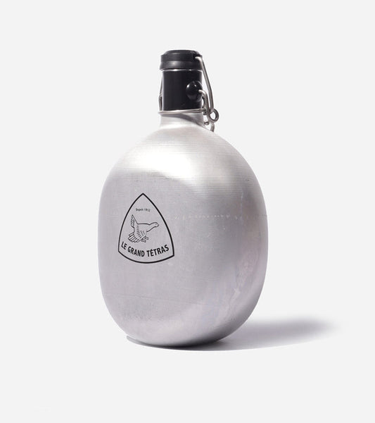 Borraccia ovale in metallo vintage