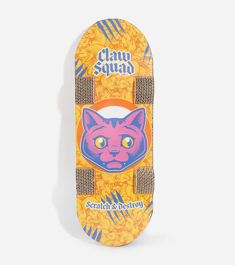 Griffoir skateboard pour chats  suck uk