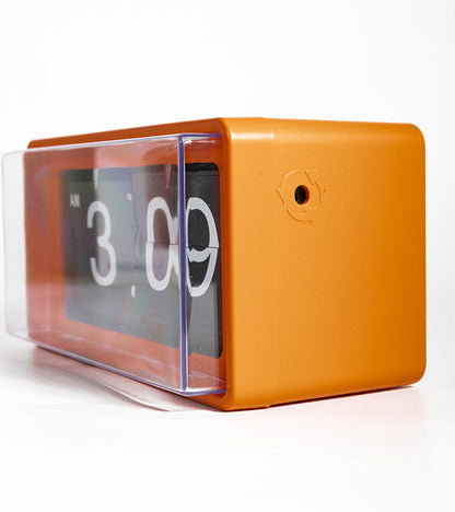 Horloge à Clapet Rétro – Karlsson