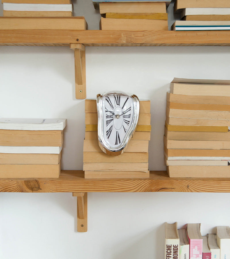 Orologio fuso ispirato a Dalì