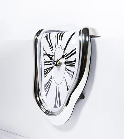 Horloge fondante inspiration Dali
