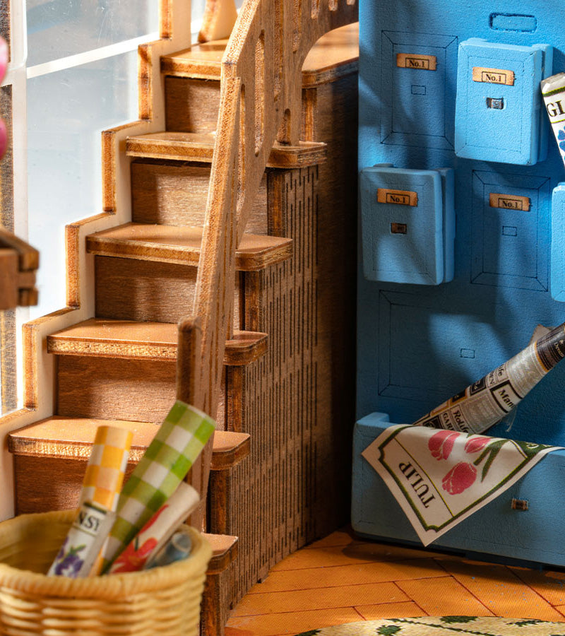 Kit DIY maison miniature en serre-livre - Garden House  Robotime