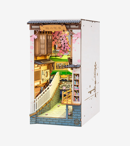Kit DIY maison miniature en serre-livre - Sakura Densya  Robotime