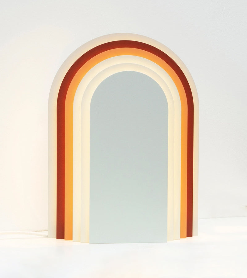 Lampada da tavolo ad arco a LED