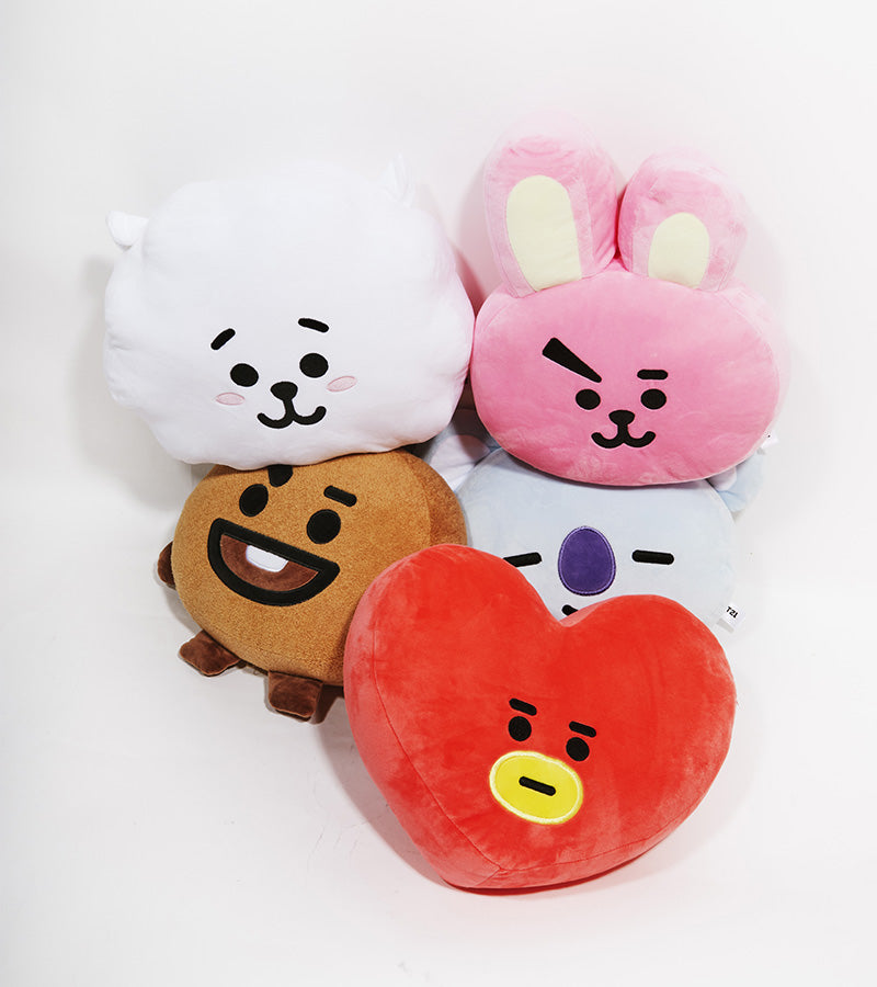 Les peluches-coussin BT21