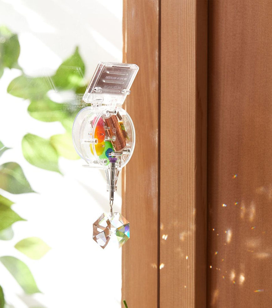 Machine à arc-en-ciel solaire  Kikkerland