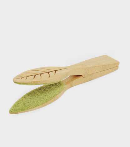 Pince de nettoyage pour feuilles  Kikkerland