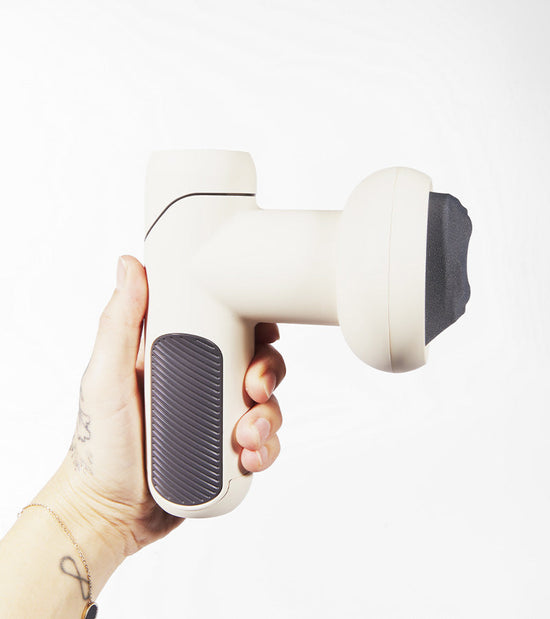 Pistola massaggiatrice multifunzione