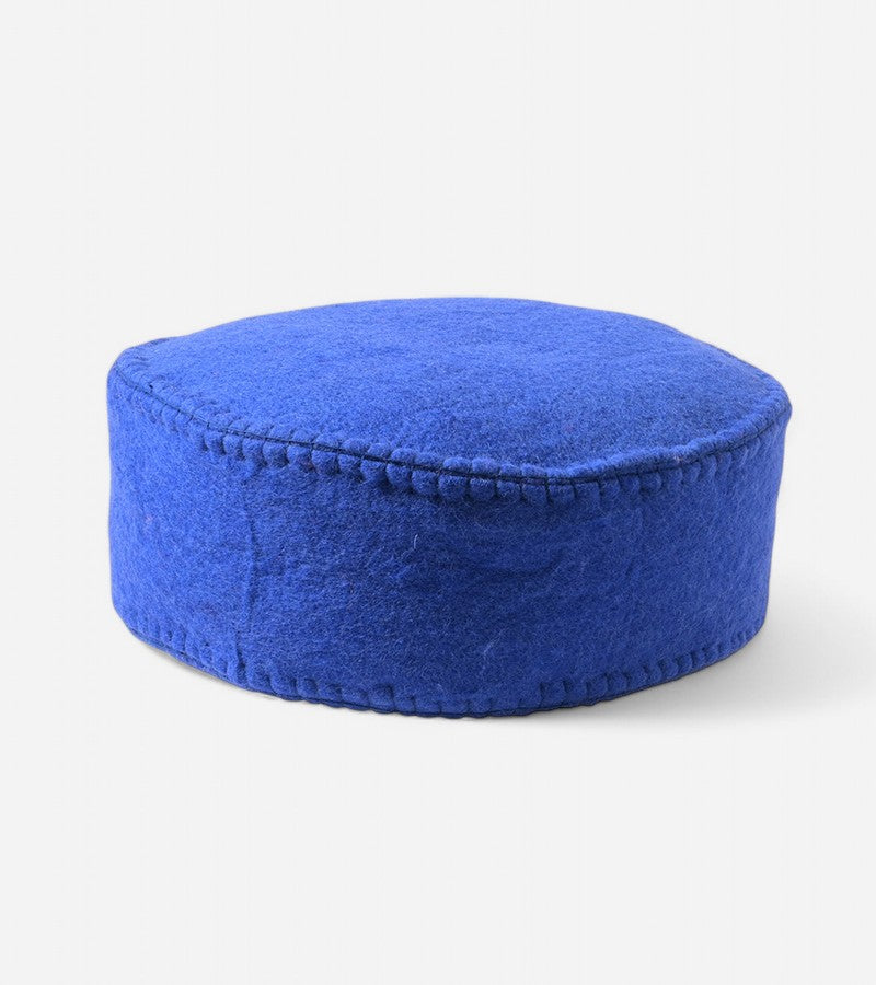 Pouf coloré en laine
