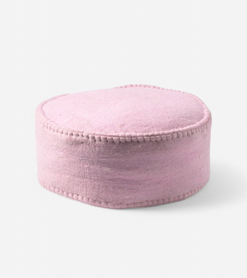 Pouf coloré en laine