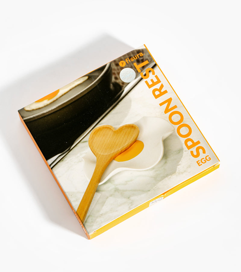 Riposo a cucchiaio uovo fritto