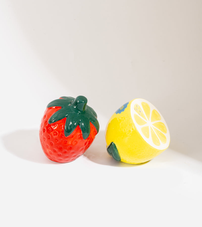 Salière et poivrière citron et fraise  DOIY