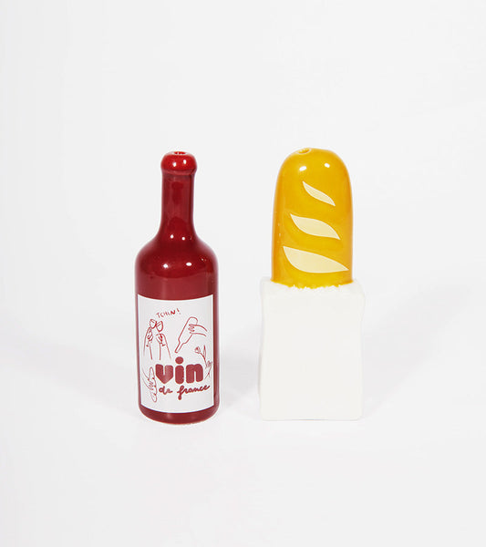 Saliera e pepiera baguette e vino