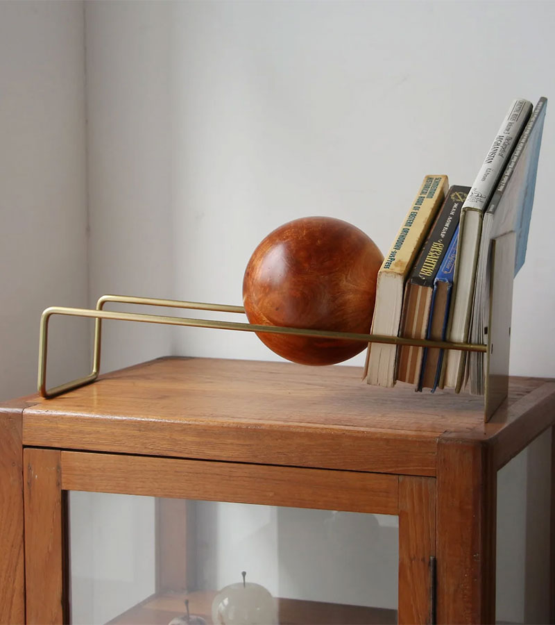 Serre-livre Slope - Detail