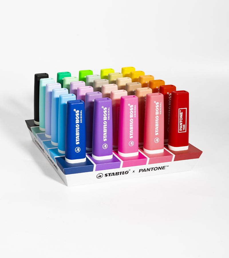 Set da scrivania con 30 evidenziatori STABILO x PANTONE