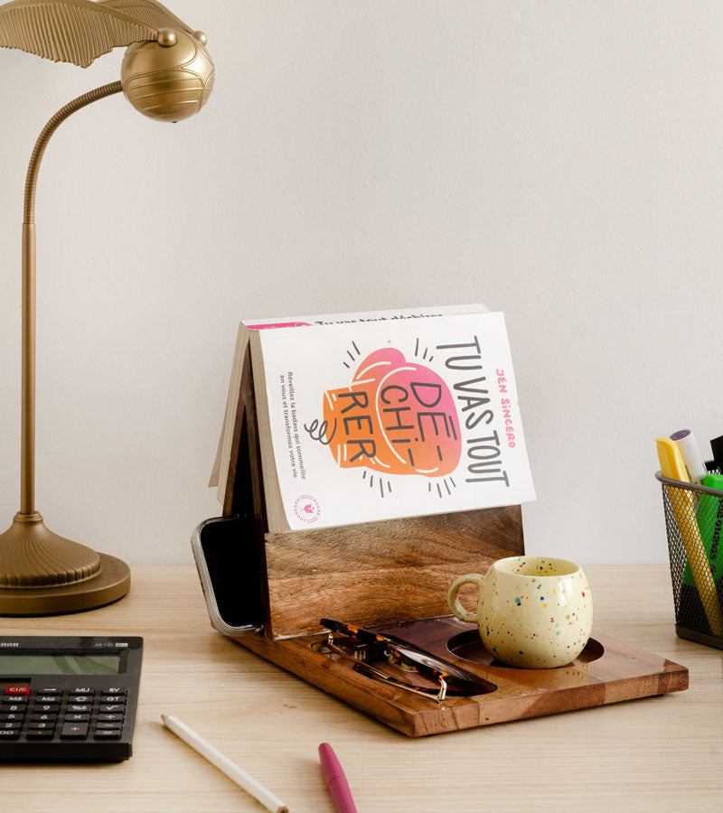 Valet de lecture en bois