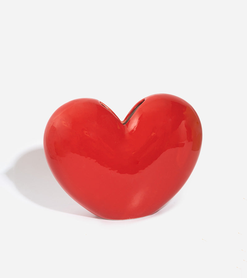 Vaso a forma di cuore in ceramica rossa