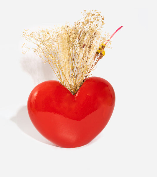 Vaso a forma di cuore in ceramica rossa